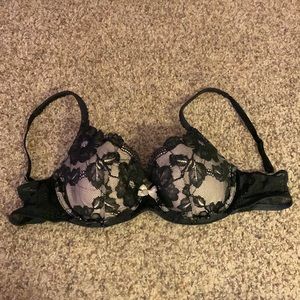 Victorias Secret Bra - 32D